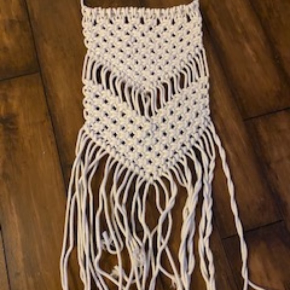 WALL HANGING MACROME